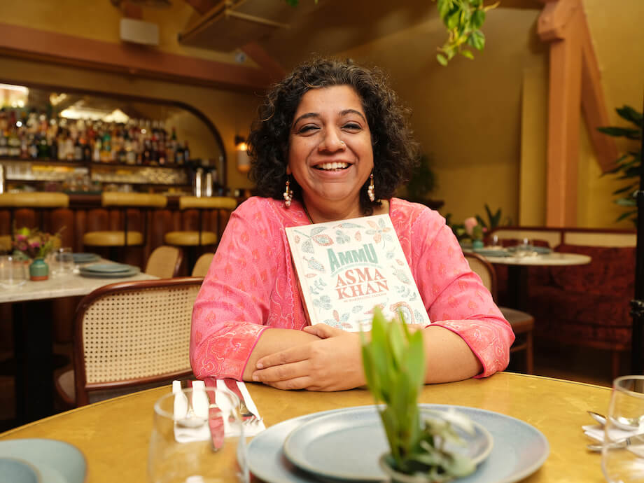 Asma with her book AMMU.